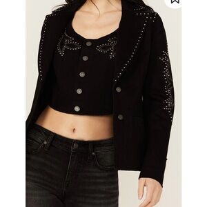 IDYLLWIND WOMEN'S BURBANK EMBROIDERED AND STUDDED SUPER STRETCH BLAZER!